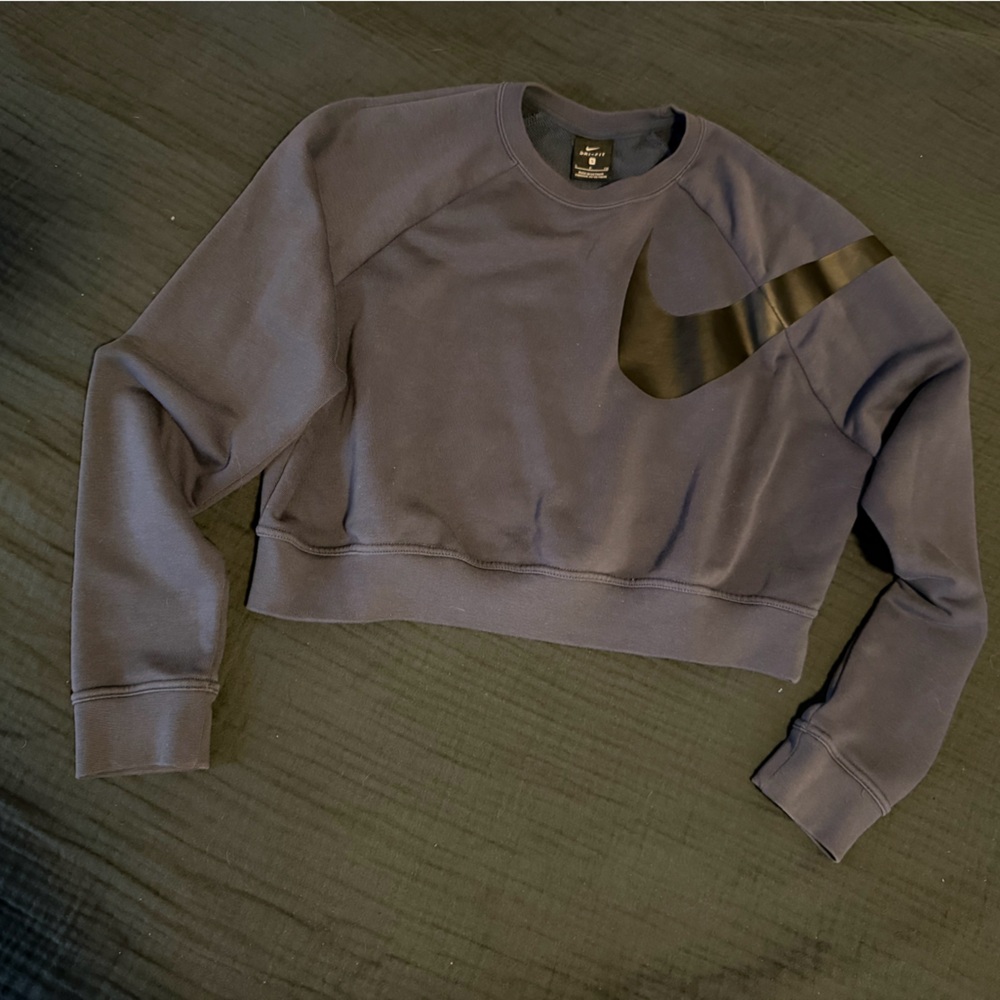Nike Dri-FIT Crewneck Sweatshirt in Navy with Black Tag
